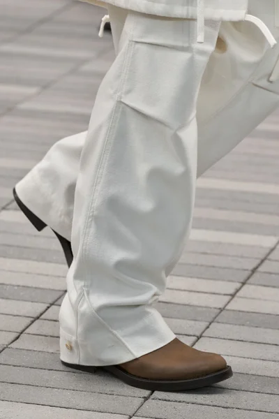 Look 27